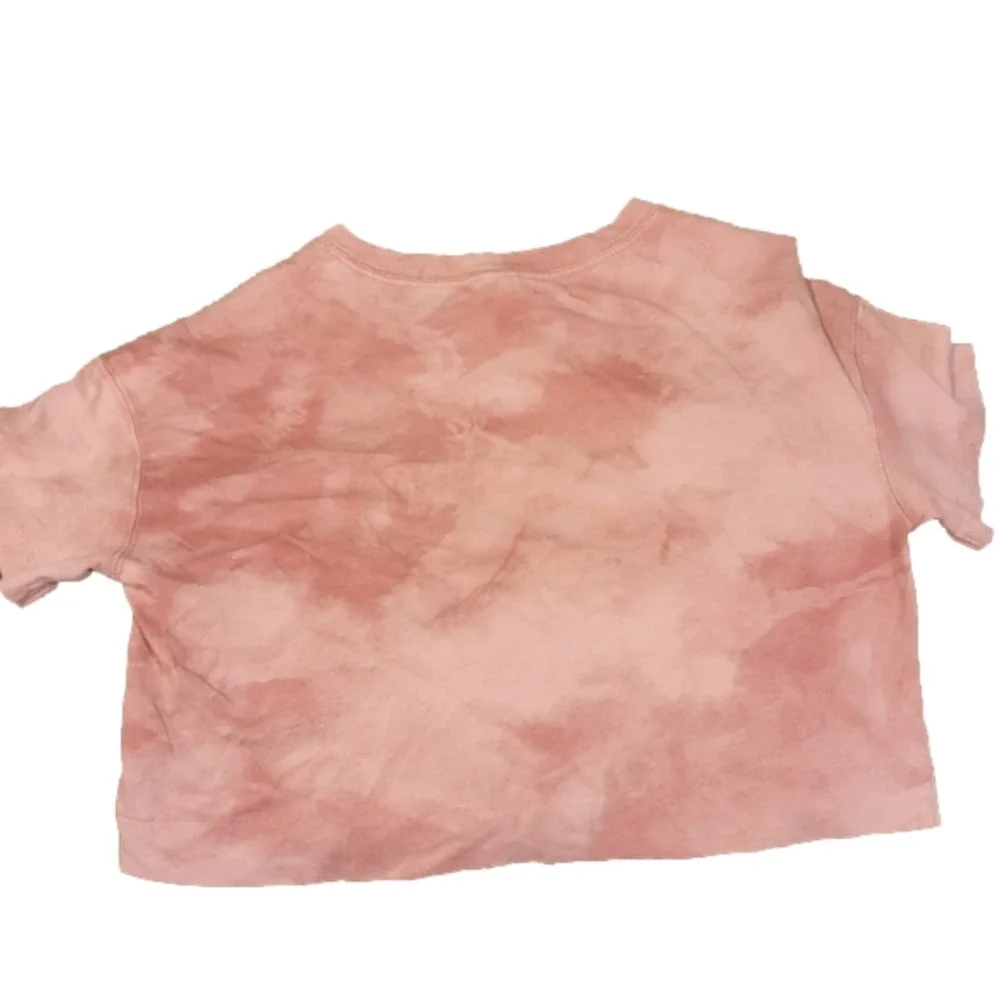 6/$20 Old Navy crop tee size 8